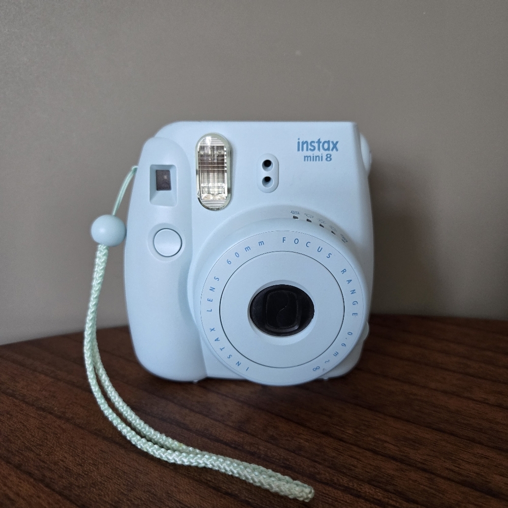 Fujifilm Instax Mini 8